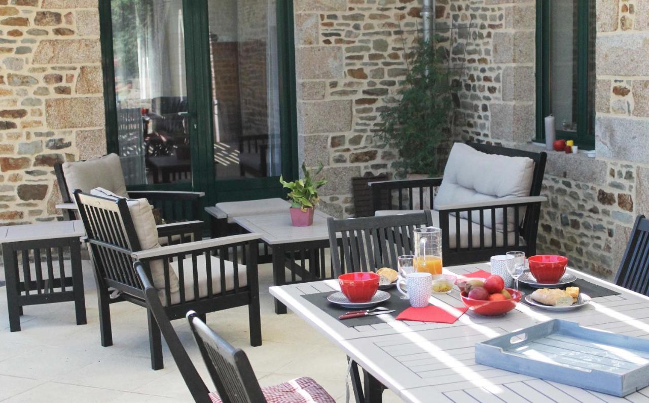 Domaine Du Jardin " Chambres D'Hotes " Saint-Jean-de-la-Haize Exterior photo